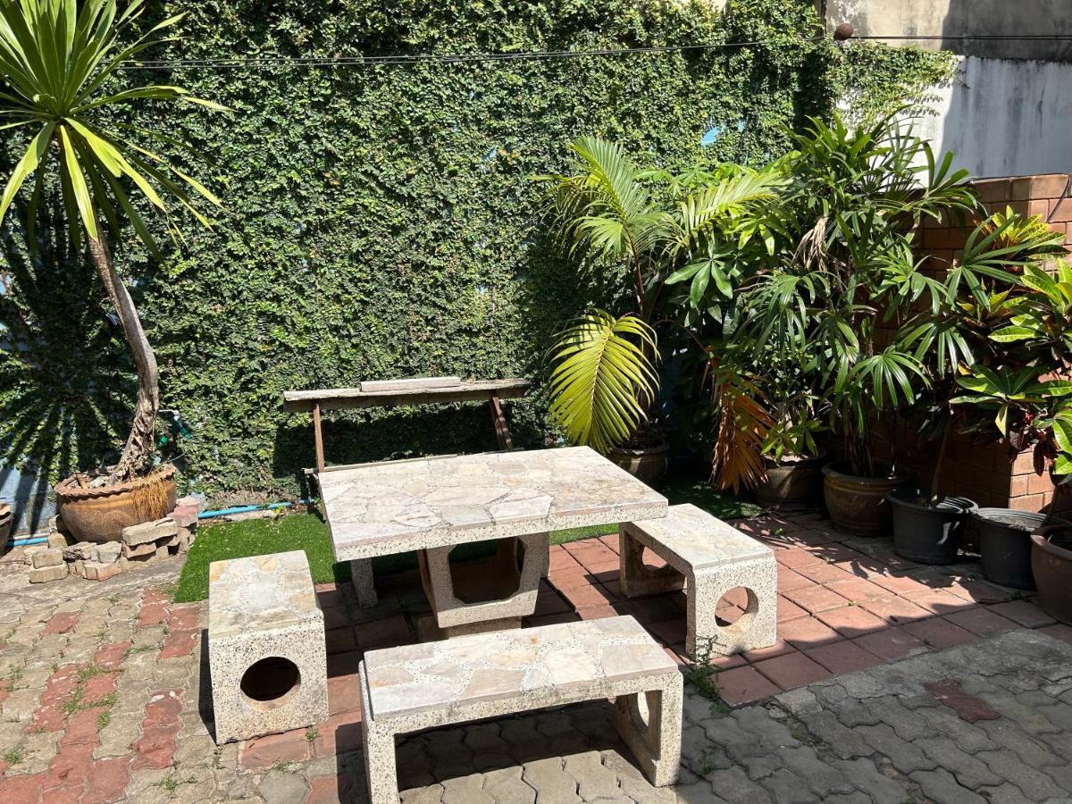 Thaitae Guesthouse Huahin Esterno foto